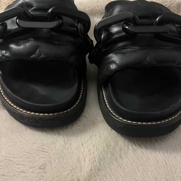 Louis Vuitton Leather Chain-Link Accents Slides - Picture 16 of 16